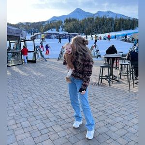 Abercrombie 90’s Straight Ultra High Rise - 27